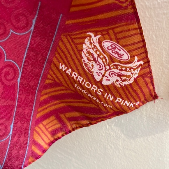 Multi color scarf, Orange, Pink, Blue, 100% polyester. - Picture 2 of 3